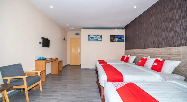 Hilltop Hotel by OYO Rooms, Prenota Hotel Kota Kinabalu Sabah
