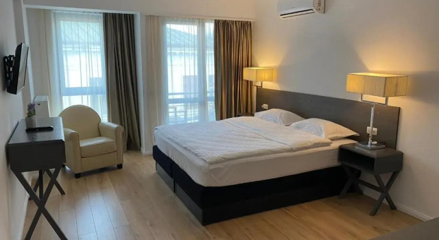 Двухместный номер Deluxe с балконом Urban 7 Residence