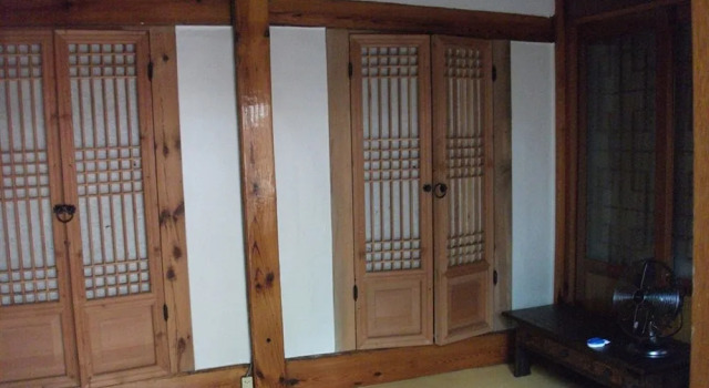 Bukchon Sarangchae Hanok Guesthouse