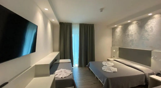 Трёхместный номер Superior Hotel ALDEBARAN & Restaurant