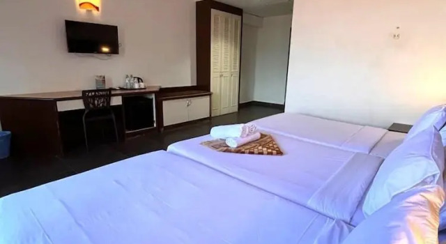 Трёхместный номер Deluxe Bella Vista Express Hotel