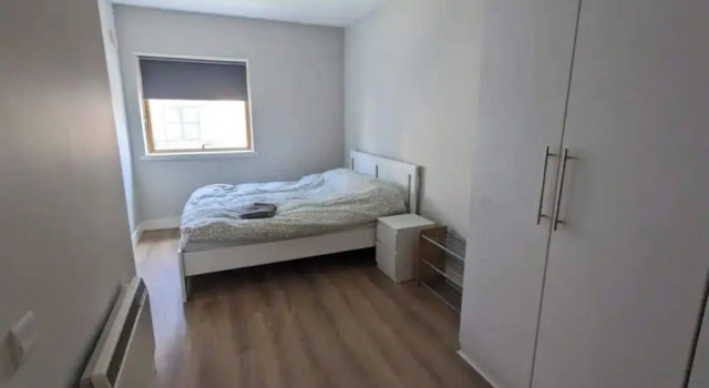 Bright 2BD Flat With Private Balcony - Dublin, Забронировать Апартаменты/квартира Дублин Каунти Дублин, рядом с The Point Club