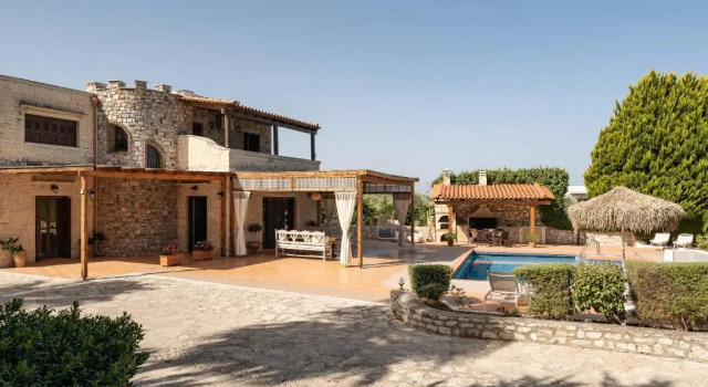 Agnes Villa, unrivalled living, By ThinkVilla