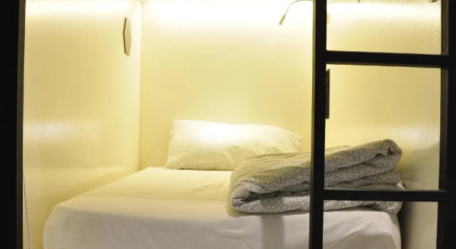 Beary Nice Pod Hostel