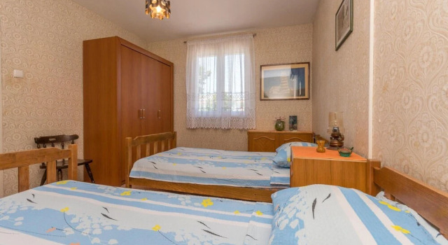 Amazing Apartment in Pakostane With 2 Bedrooms