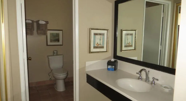 Номер Standard Adobe Inn