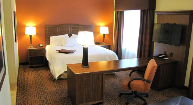 Студия Hampton Inn & Suites Jamestown, ND