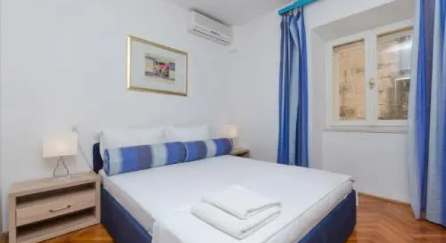 Apartments Srdjan, Забронировать Апартаменты/квартира Апартаменты Макарска, рядом с Набережная Рива (Макарска), Апартаменты/квартира
