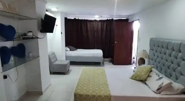 MR1-1G APARTAMENTO BASICO CERCA AL MAR CON AIRE ACONDICIONADO Y WIFi PARA 4 PERSONAS