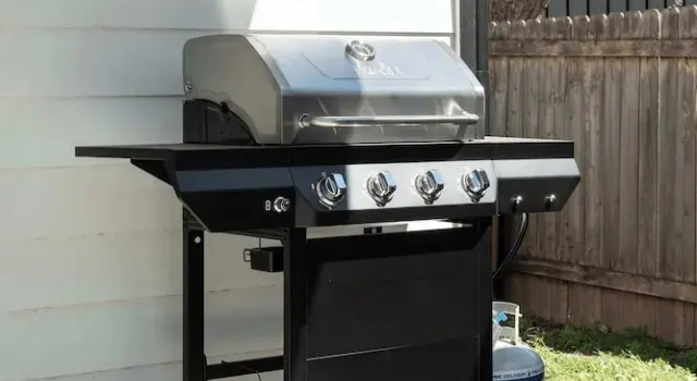 Upstay: Contemporary 2BR Retreat w Patio & BBQ, Забронировать Дом для отпуска Остин Greater Austin, рядом с Elisabet Ney Museum
