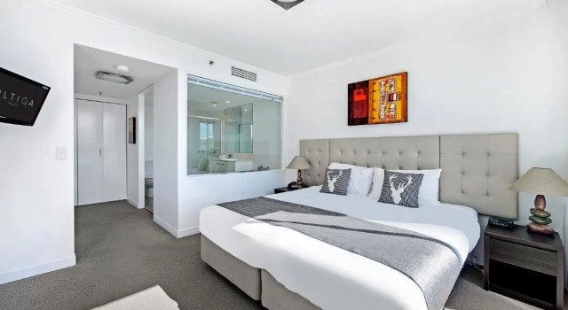 Апартаменты ULTIQA Freshwater Point Resort Broadbeach