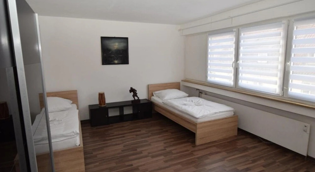 AB Apartment 92