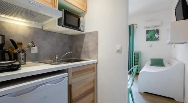 Четырёхместный номер Standard Villa à proximité de la plage de lalmanarre