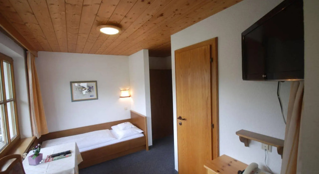 Pension Tirol