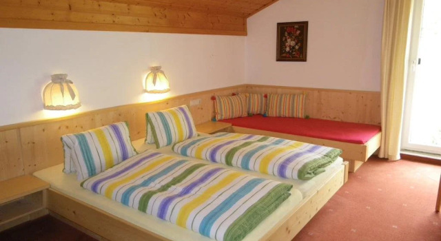 Apart Elisabeth, Prenota Hotel Hotel a Tirolo con parcheggio, Parcheggio