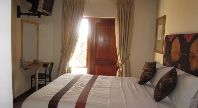 Ecotel Midrand, Забронировать Отель Мидранд East Rand, рядом с Boulders Shopping Centre