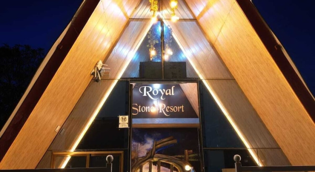 Коттедж Royal Stone Resort
