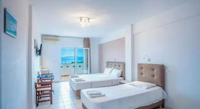 Трёхместный номер Standard Skentos Hotel