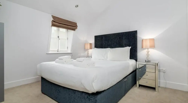 A Stunning Three Bedroom Home in Mayfair
