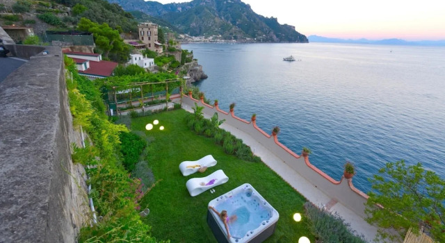 Вилла с 3 комнатами Villa Blue Sea Amalfi by Elite Villas