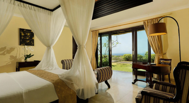 Вилла с 3 комнатами с видом на океан Hillstone Villas Resort Bali