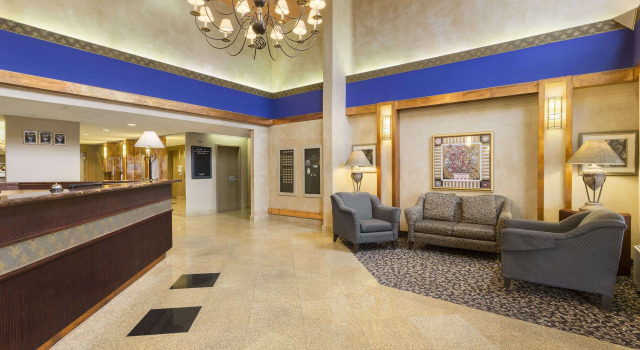 Days Inn by Wyndham Ottawa West, Varaa Hotelli  