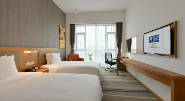 Двухместный номер Superior Holiday Inn Express Chengdu Huanhuaxi by IHG
