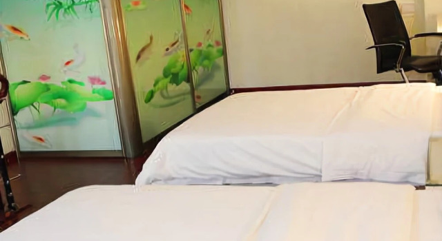 Liuzhou Wodun Fashion Hotel, Book Hotel Hotels in Liuzhou with Parking, Parking