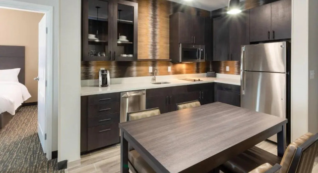 Четырёхместный люкс с видом на город Residence Inn by Marriott St. Cloud