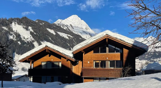 Апартаменты EdelWeiss AlpinLodge