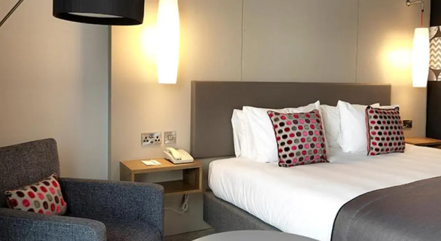 Двухместный люкс клубный c 1 комнатой Crowne Plaza Harrogate by IHG