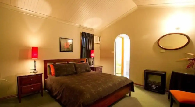 Номер Standard Riverwood Downs Mountain Valley Resort