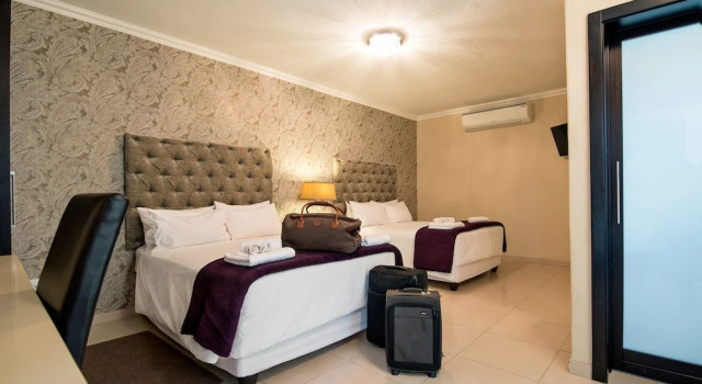 Standardowy rodzinny pokój Auas City Hotel