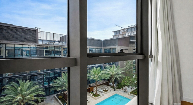 Апартаменты Luxury с видом на бассейн The perfect 1 BR City Walk in Dubai