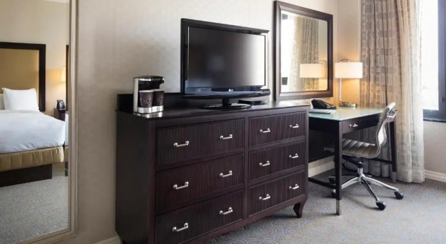 Двухместный полулюкс Washington Hilton