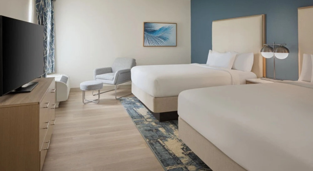 Люкс Courtyard by Marriott Sandestin at Grand Boulevard