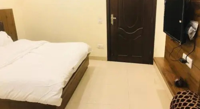 Hotel 50-50, Book Hotel Amritsar Punjab