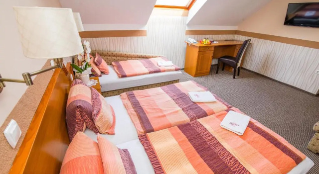 Номер Superior Tinódi Hotel és Étterem