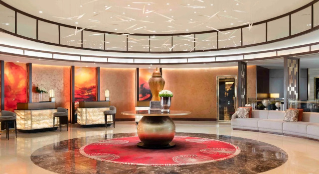 Sheraton Saigon Grand Opera Hotel, Забронировать Отель Отели Хошимина по системе «всё включено», рядом с Музей города Хошимин, Всё включено
