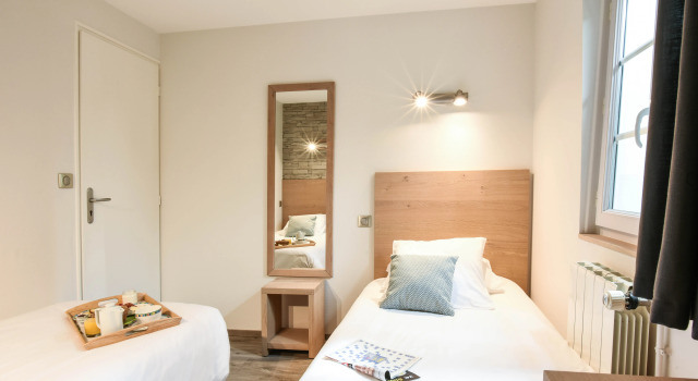 Logis Auberge du Relais - Hôtel & Restaurant, Prenota Ostello Ostelli a Aquitania, Ostello