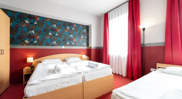 Четырёхместный номер Standard Gartner Hotel