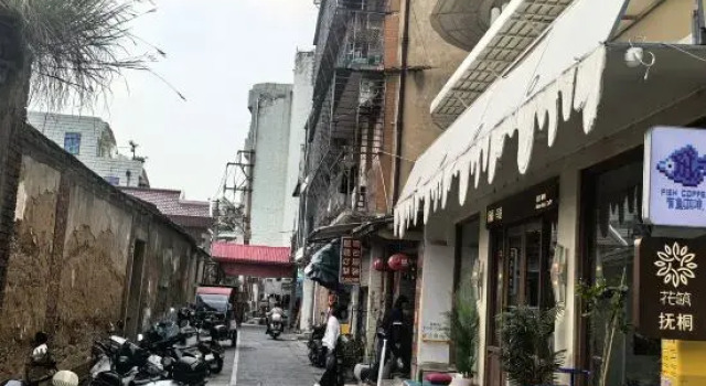 Floral Hotel·Futong Homestay (West Street Branch of Quanzhou Ancient City), Забронировать Отель Отели Цюаньчжоу 3 звезды, рядом с Quanzhou Zhuangyuan Street, 3*