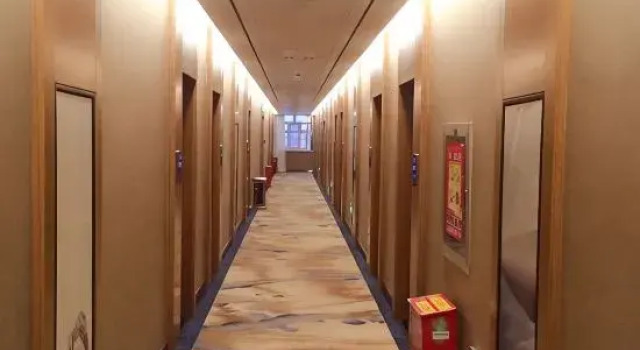 Jiyunlai Hotel, Boek Hotel Altay Xinjiang