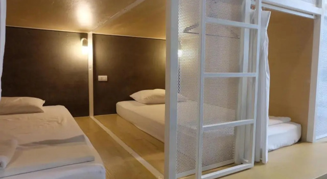 Кровать в общем номере On the Bed Hostel