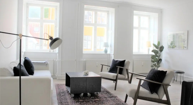 Beautiful Apartment in Nyhavn, Забронировать Апартаменты/квартира Кристиансхавн Копенгаген, рядом с Марморкиркен (Мраморная церковь)