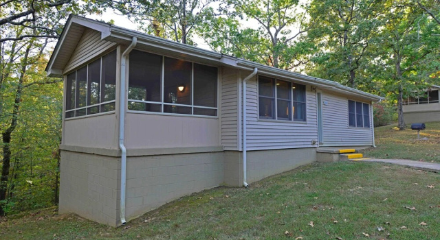 Четырёхместный коттедж c 1 комнатой Kenlake State Resort Park