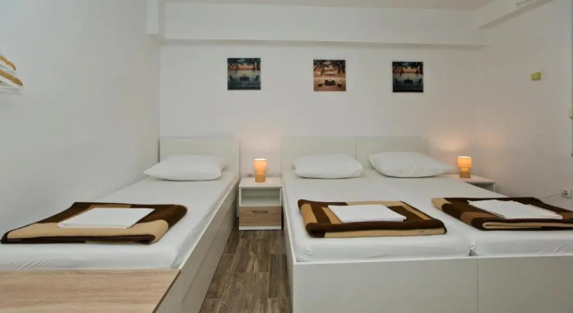 Трёхместный номер Standard с видом на сад Guesthouse Aurora