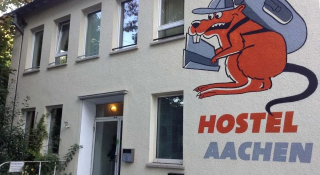 Hostel Aachen, Забронировать Хостел Хостелы Ахен, рядом с Музей Кувена, Хостел