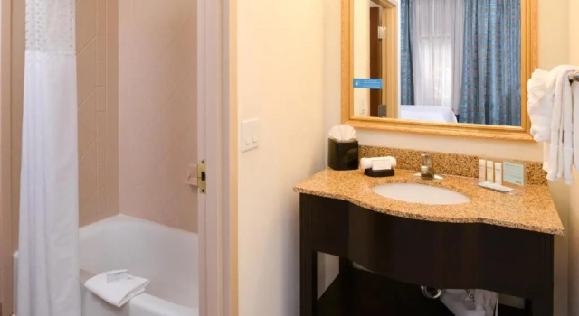 Четырёхместный номер Standard Hampton Inn & Suites Lady Lake/The Villages