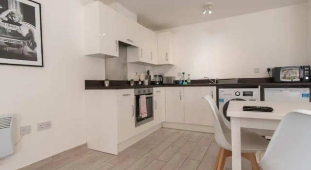 Studio ✧ High Street - Bournemouth